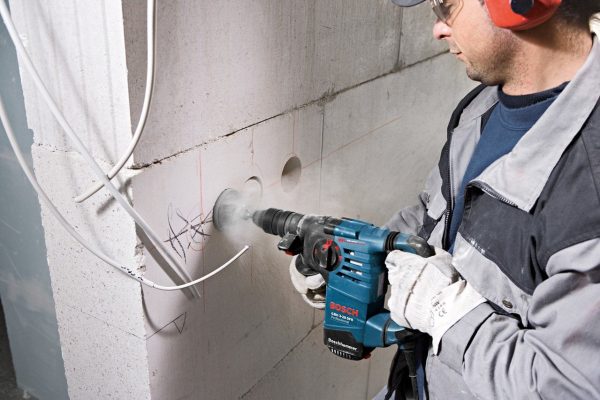 Bosch Professional Rotary Hammer GBH 3-28 DFR (incl. Cloth, 13mm Keyless Chuck, Quick-Change SDS plus Chuck, Auxiliary Handle, Grease Tube, Case)