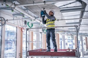 Bosch Professional 18V System Cordless Hammer Drill GBH 18V-22 (SDS plus, incl. 2x 4.0Ah Battery, GAL 18V-40 Fast Charger, L-BOXX)