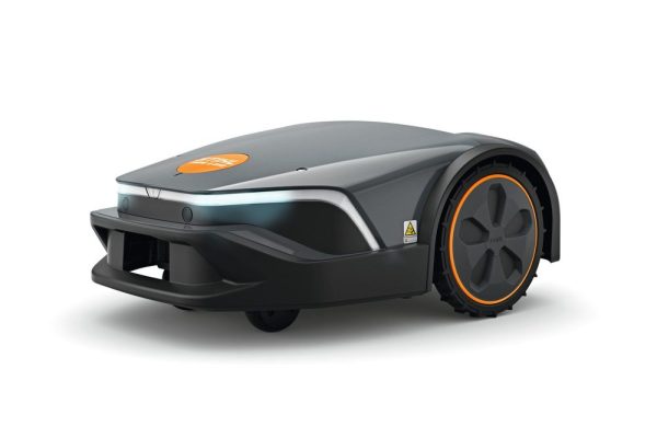 STIHL iMOW 5 EVO Robotic Lawn Mower for up to 1,500 m²