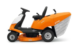 STIHL RT 4082 Lawn Tractor with Grass Collector