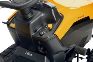 STIGA Tornado 398 Lawn Tractor with Side Discharge
