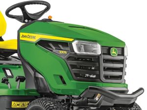 John Deere X167R Lawn Tractor with 107 cm Cutting Deck