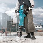 Makita HM1812 32kg AVT Hex Shank Electric Demolition Hammer