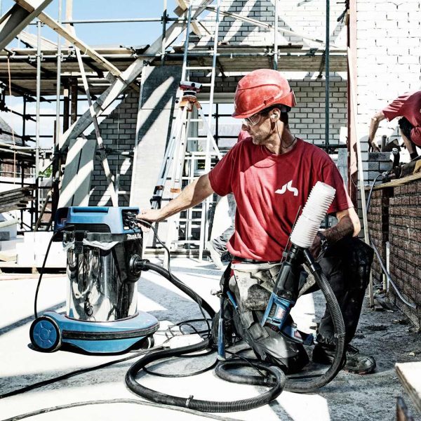 Makita VC3211MX1 Wet & Dry M-Class 32 Litre Dust Extractor