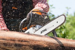STIHL MS 231 C-BE Petrol Chainsaw | 3/8″ PD3 Cutting Attachment 35 cm