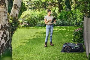 STIHL iMOW 5 EVO Robotic Lawn Mower