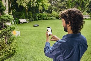 STIHL iMOW 6 EVO Robotic Lawn Mower