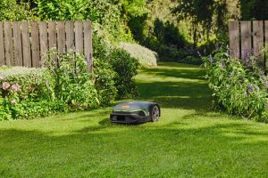 STIHL iMOW 7 EVO Robotic Lawn Mower